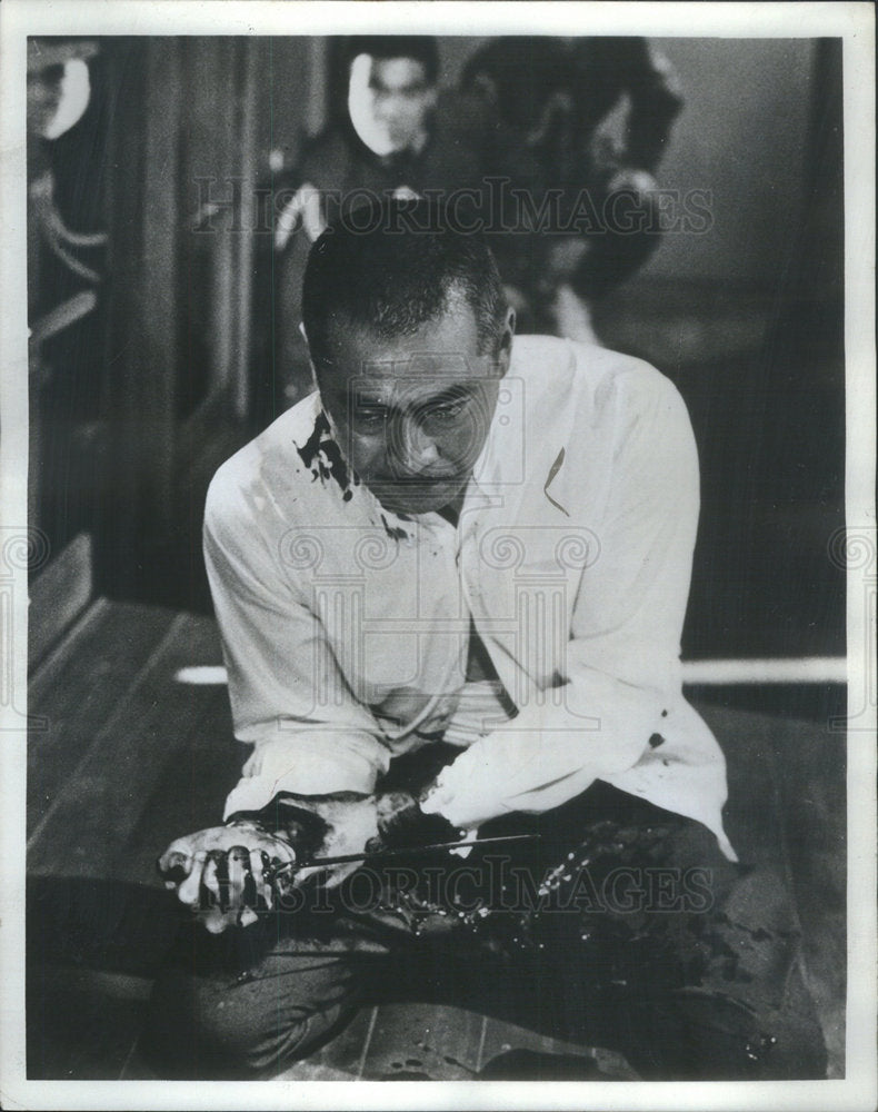1968 Press Photo Actor Toshiro Mifune in &quot;The Emperor and the General.&quot; - Historic Images