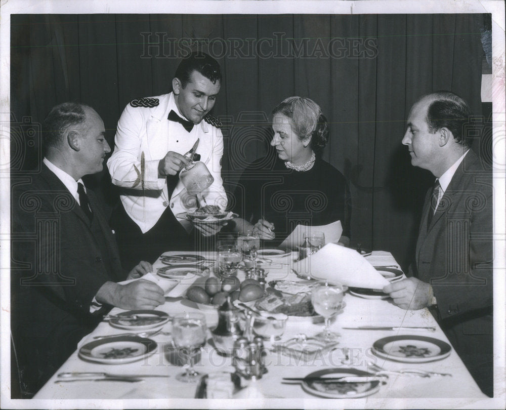 1958 Press Photo Alma Lach, Sun-Times Food Editor - Historic Images