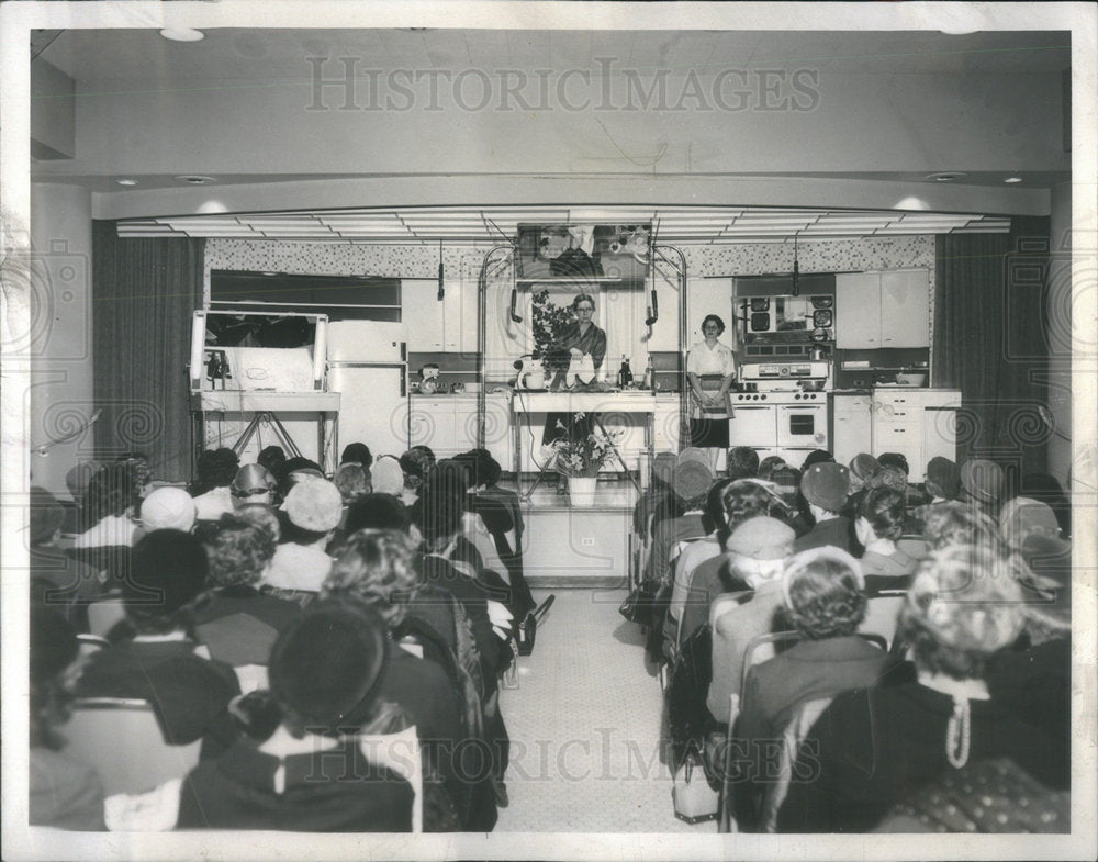 1960 Sun-Times Food Editor, Alma Lach - Historic Images