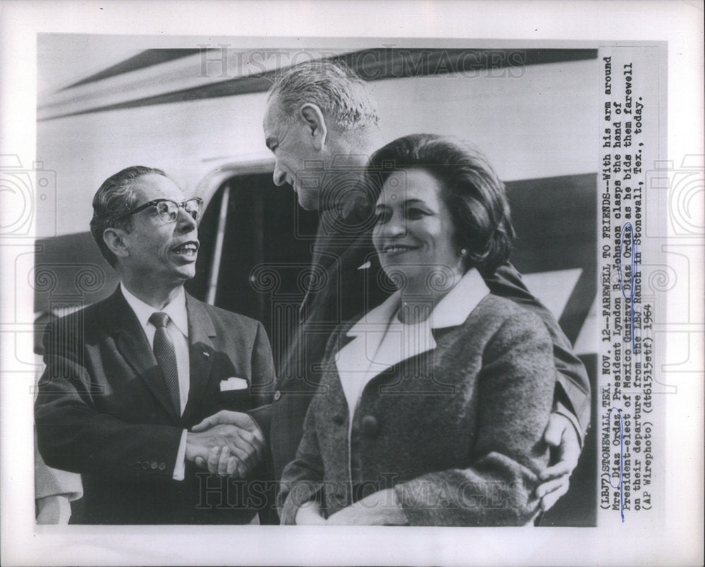1964 Mexico President Gustavo Diaz Ordaz & Wife - Historic Images