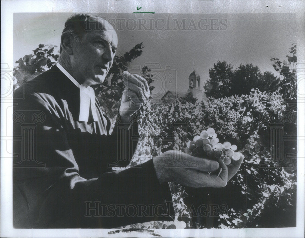 1971 Press Photo Anthony Diener become a Christian Brother - Historic Images