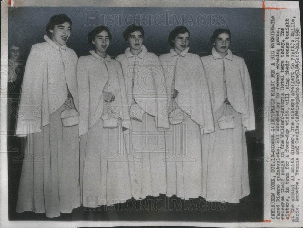 1950 Press Photo Dionne Quintuplets - Historic Images