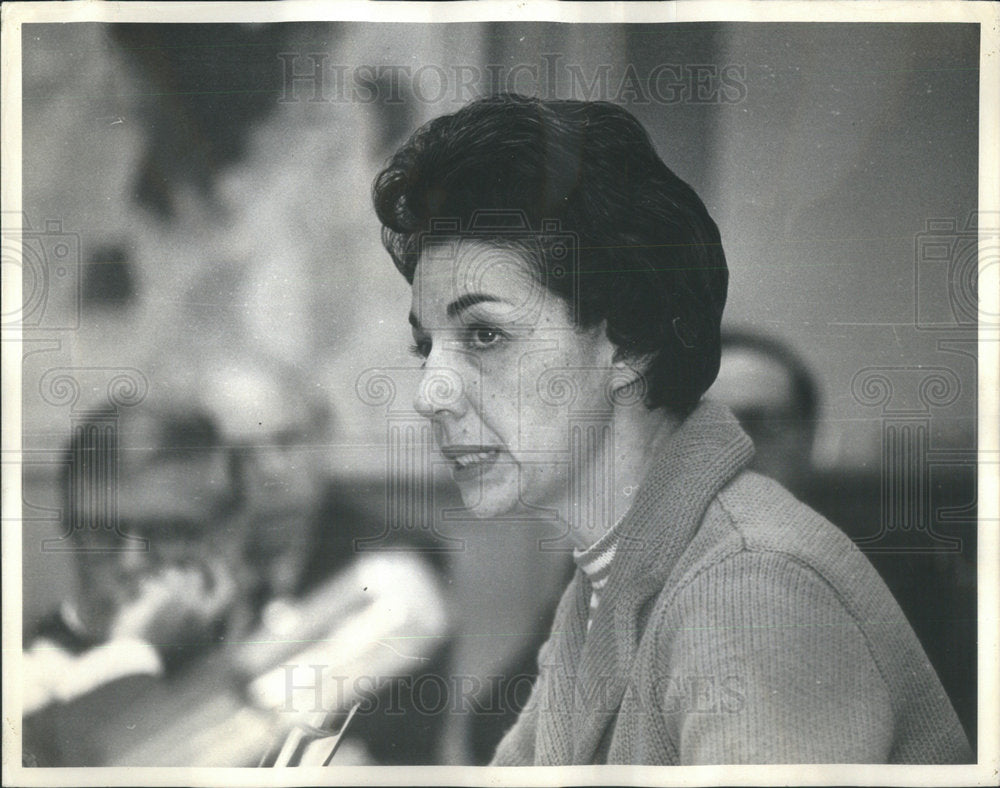 1965 Press Photo Mrs. Louis Malis Chicago Education Board Member - Historic Images