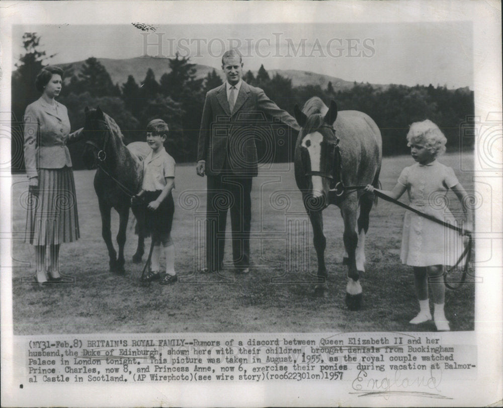 1957 Press Photo Britain's Royal Family Queen Elizabeth II - RSC66789 - Historic Images