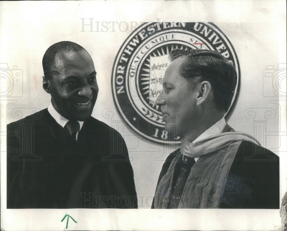 1976 Press Photo Clifton Orrin Dummett Northwestern University - Historic Images