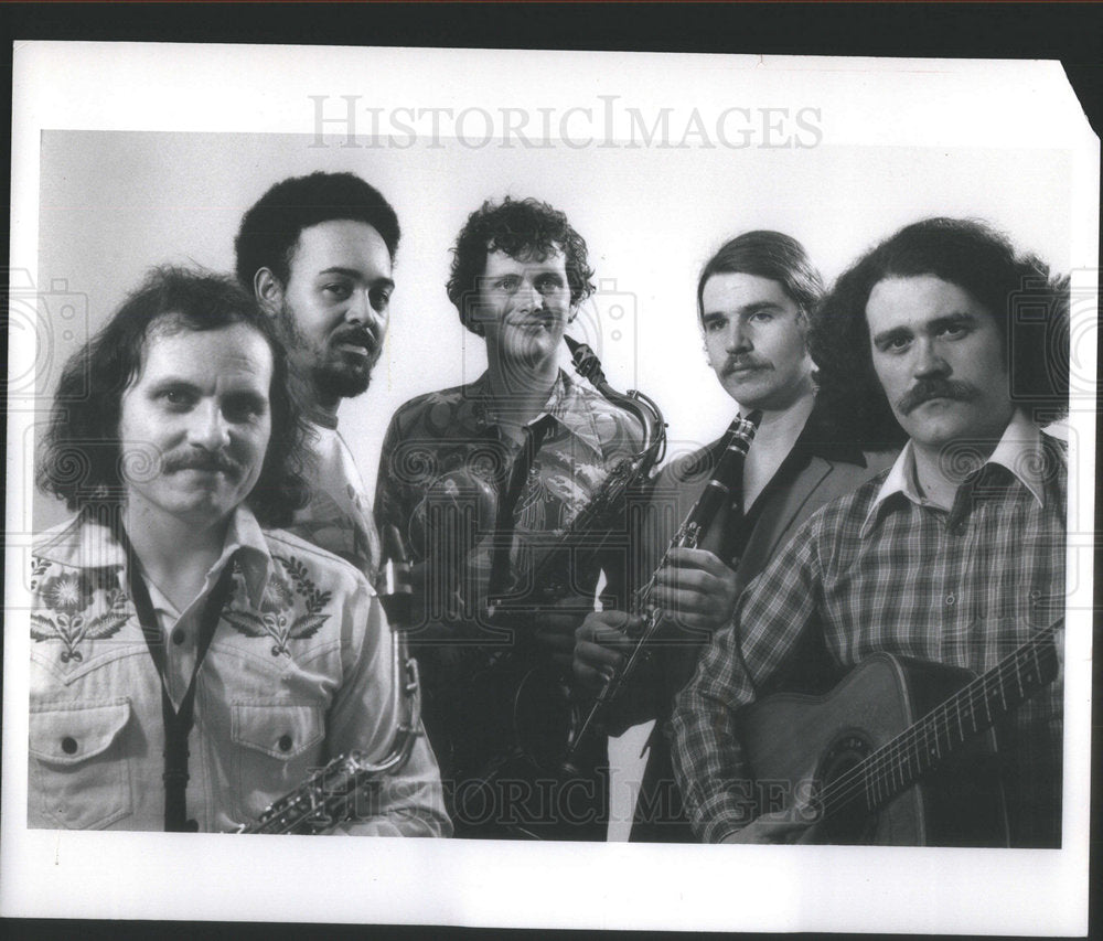 1977 Press Photo The Dooley Band American Rock Band - Historic Images