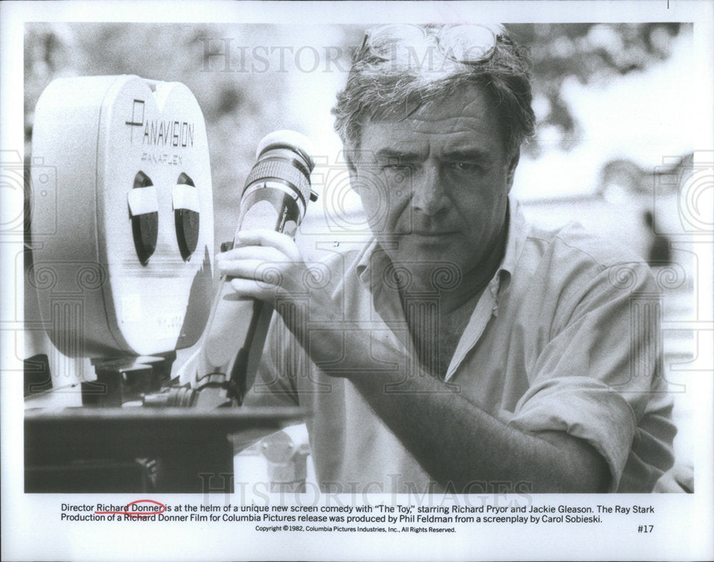 1983 Press Photo Jackie Gleason The Toy Actor - Historic Images