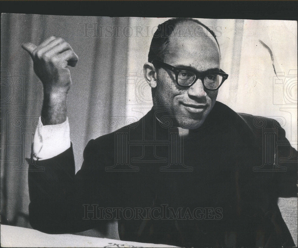 1971 George H Clements American Roman Catholic Priest Chicago Ill - Historic Images