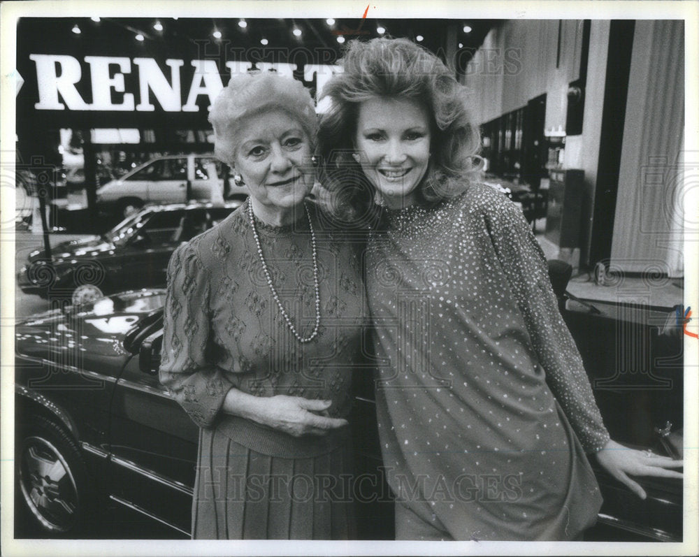 1985 Press Photo Kay Clark Model Chicago Auto Show - Historic Images