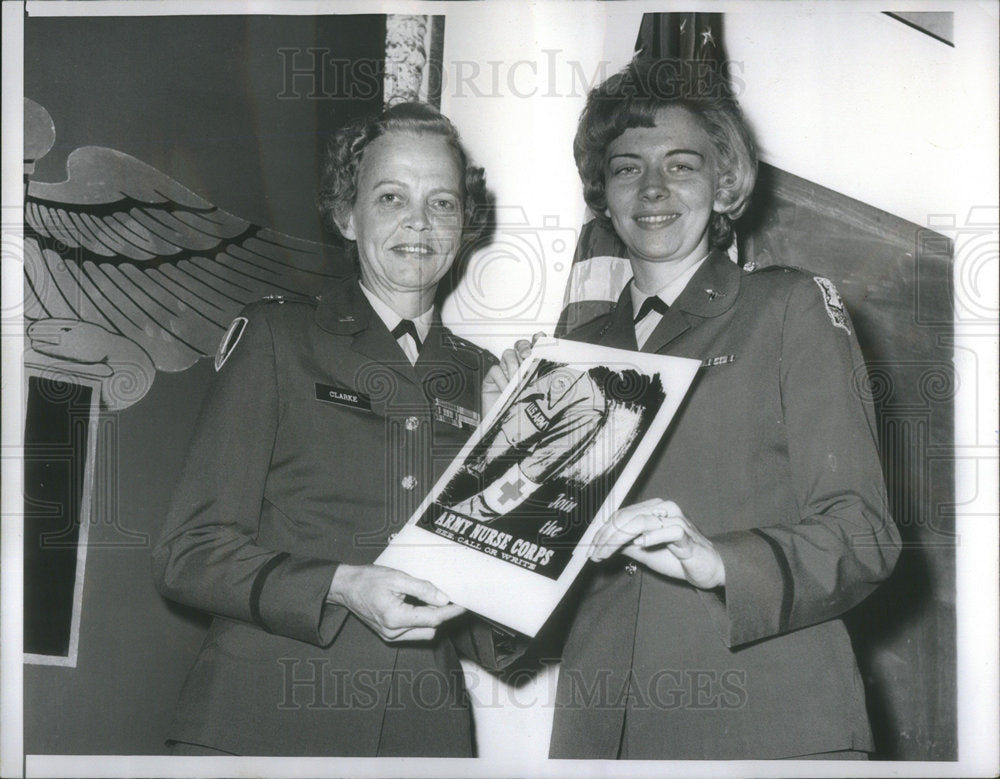 1966 Lt Col Margaret Clarke and Capt Joan Jene Recruit Army Nurses - Historic Images