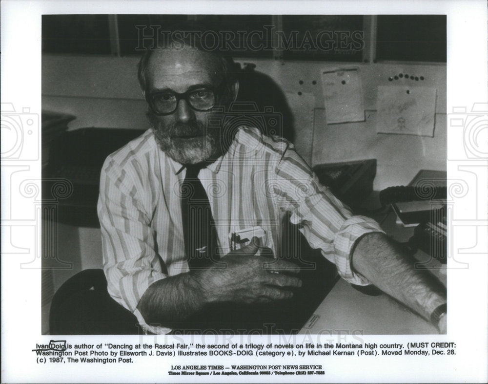 1987 Press Photo Ivan Dolg Authot Dancing Rascal Fair - Historic Images