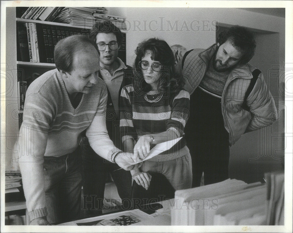 19852 Press Photo Jim Davis, Creator of the cartoon character Garfield. - Historic Images
