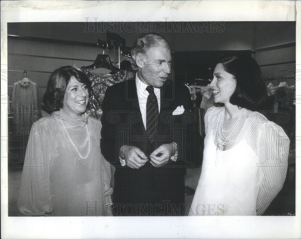 1982 Press Photo Eve Eiseman Gerald Blum-Lord & Taylor- & Mrs. Muller Davis - Historic Images