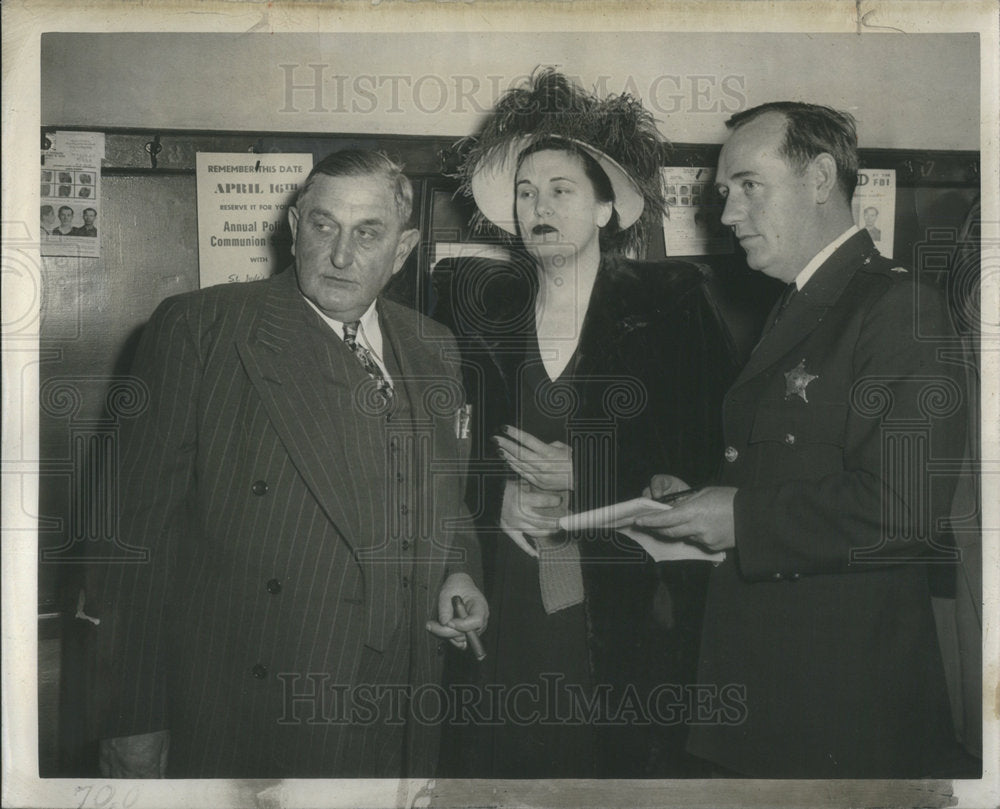 1950 Press Photo Mr and Mrs Paschen and Lt John Canning - Historic Images