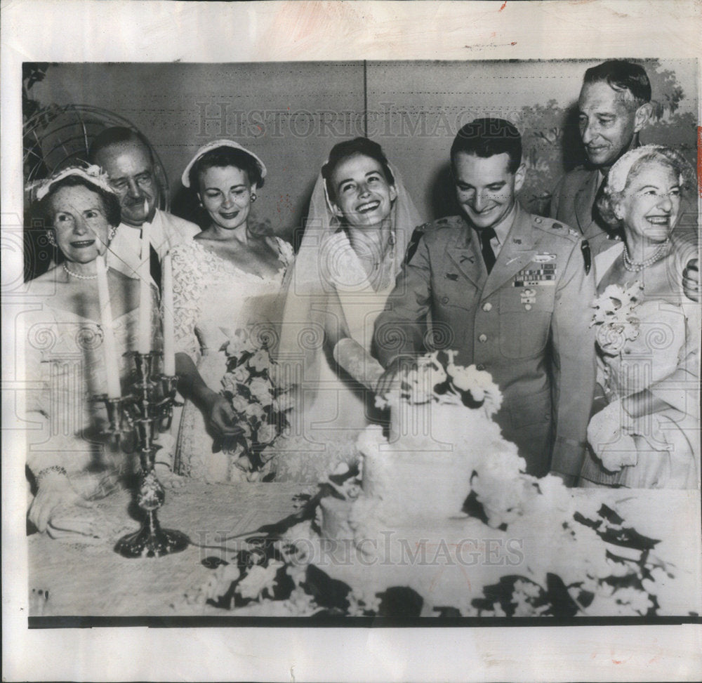 1953 Gen Mark Clark U.N.  E Supreme Commdr At Sons Wedding - Historic Images