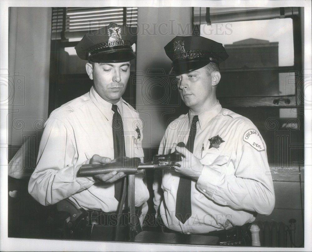 1959 Press Photo Two Rookies Help Nab Priest Shooter - Historic Images