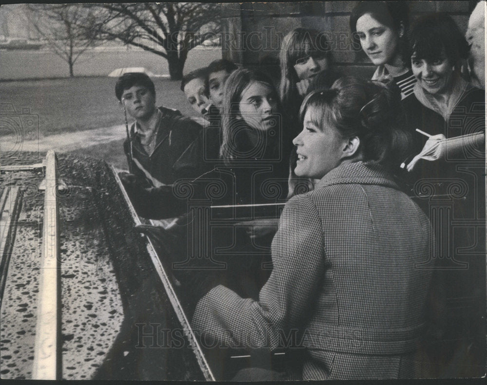 1967 Mrs John D. Rockefeller With Children - Historic Images