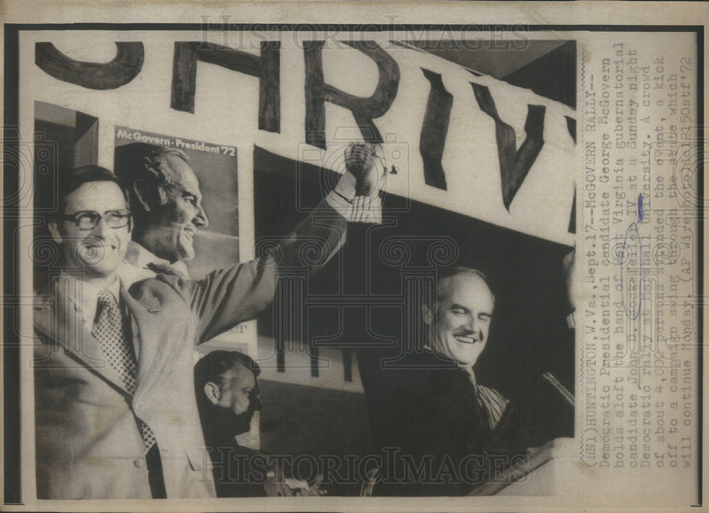 1972 Press Photo Presidential Candidate McGovern West Virginia Rockefeller IV - Historic Images