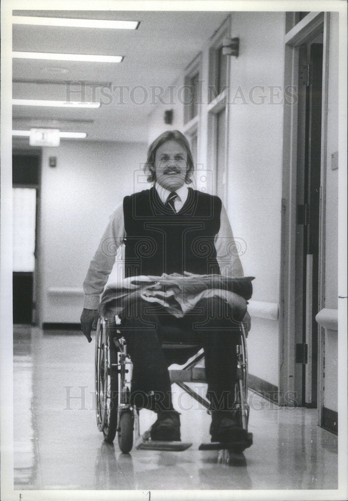 1982 Press Photo Jim DeJong Wheelchair Paraplegic Disability Advocate - Historic Images