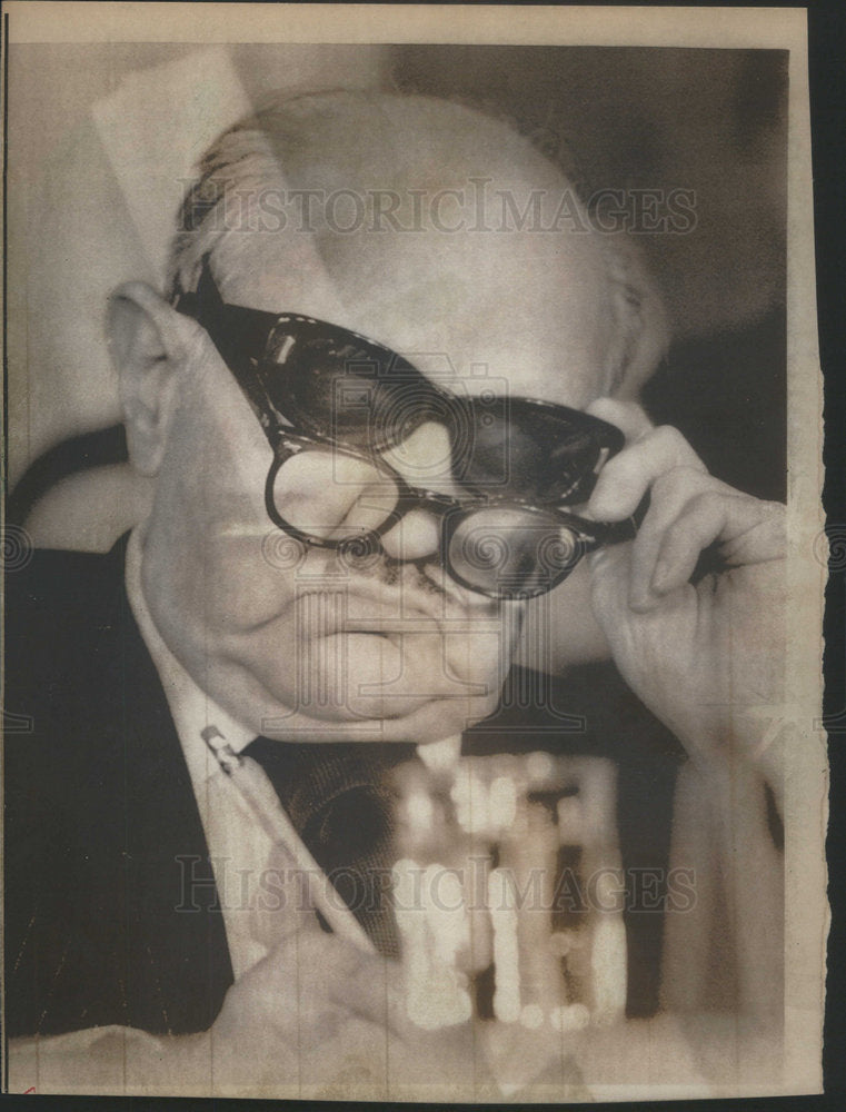 1973 Colina Mexican embassador organization  states sun glass - Historic Images
