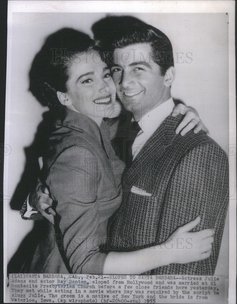 1955 Press Photo Actor Guy Madison & Virginia Leith In Threshold