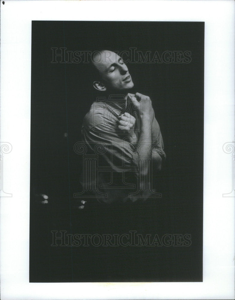 1989 Press Photo Smooch Music Show Performance Artist Cale Scene - Historic Images