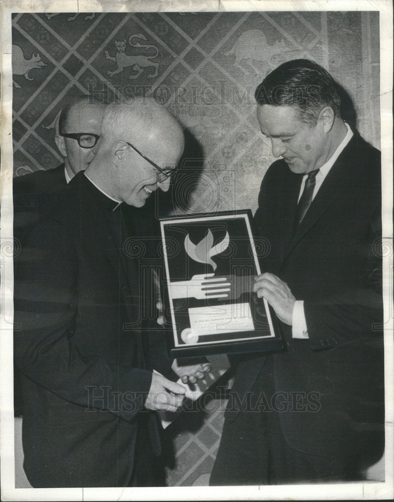 1967 Monsignor Cantwell Receives John F Kennedy Award - Historic Images