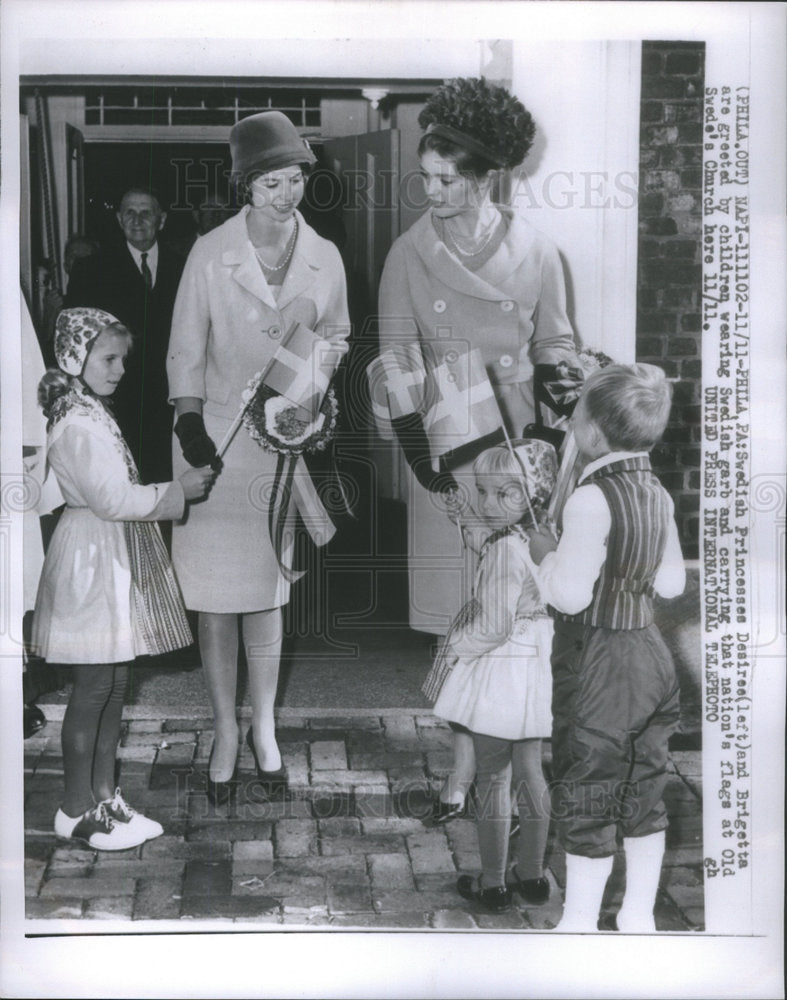 Press Photo Swedish Princesses Desiree Brigetta Greeted Old Swedes Church - Historic Images