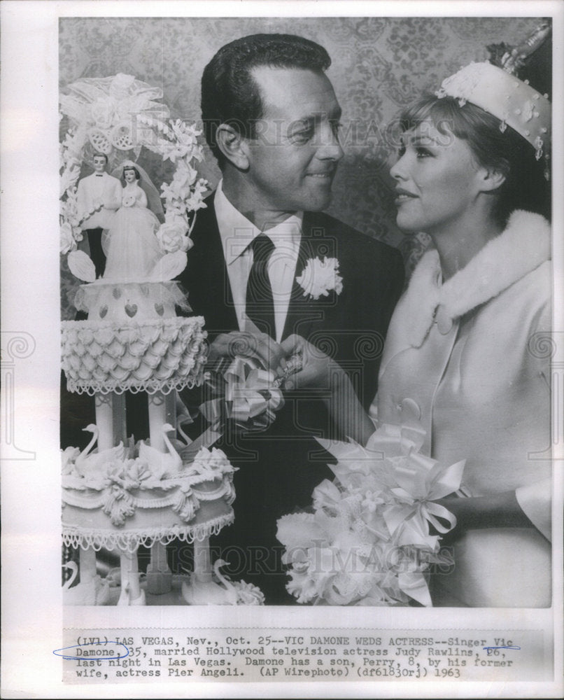 1963 Vic Damone Weds Actress Judy Rawlings In Las Vegas - Historic Images