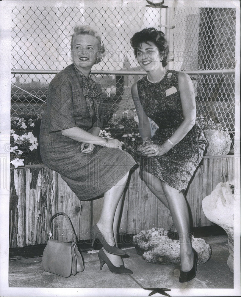 1962 Rehabilitation Institute Junior Auxiliary Members LaVezzorio - Historic Images