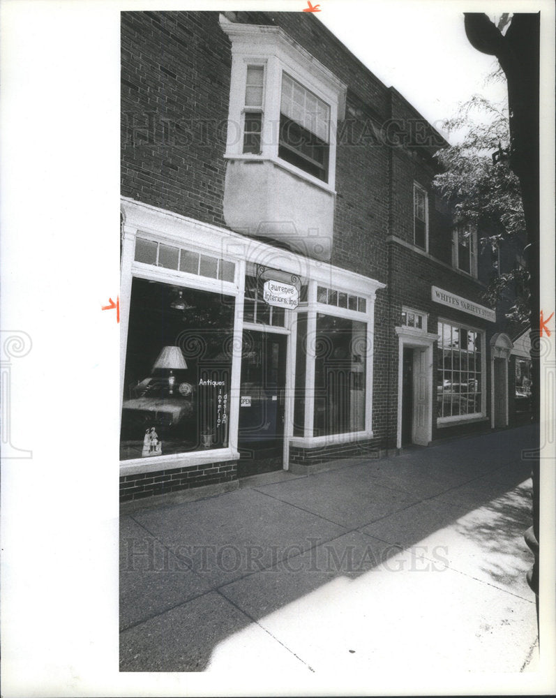 1982 Press Photo Designer Jeffrey Lawrence Street Level Studio - Historic Images