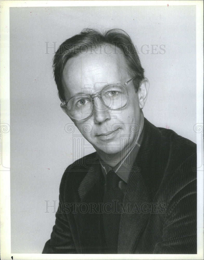 1986 Press Photo Actor Max Wright as Willie in "Alf" - Historic Images