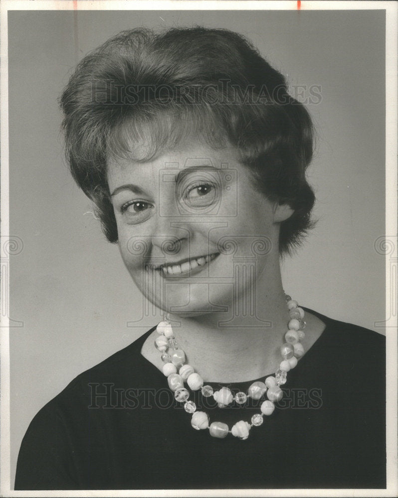 1965 Lois Larson, Tatham-Laird & Kudner, Merchandising Coordinator - Historic Images