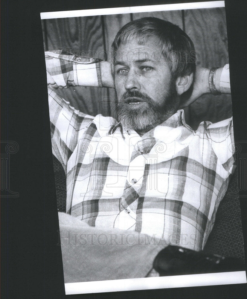 1977 Press Photo Harry Canon, Northern&#39;s Director of Student Affairs - Historic Images