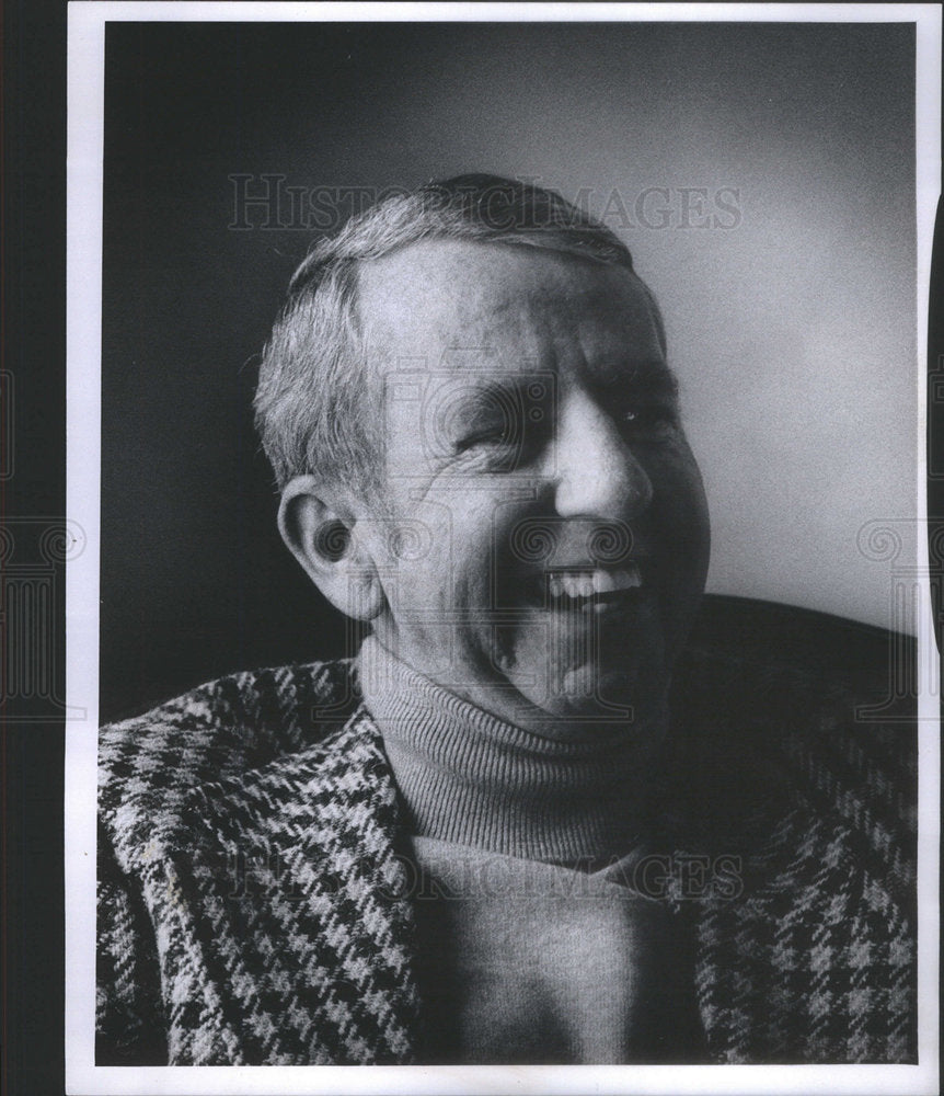 1975 Vincent Canby New York Times Chief Film Critic Movie Writer - Historic Images