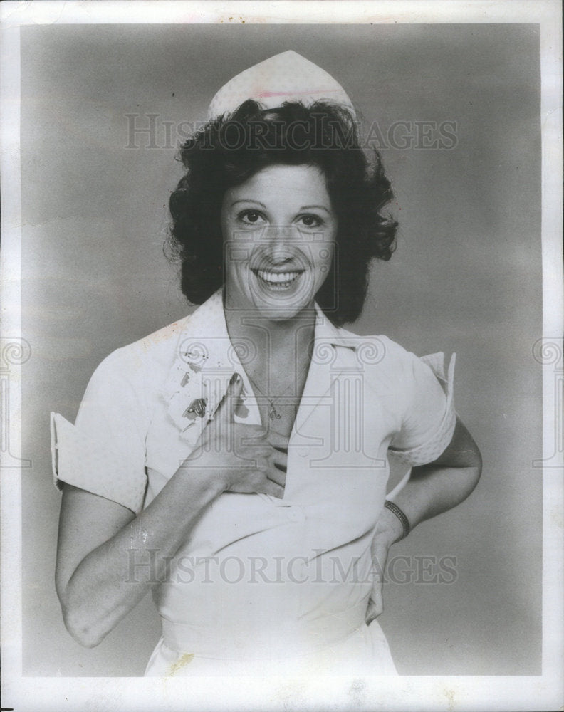 1977 Press Photo Actress Linda Lavin - Historic Images