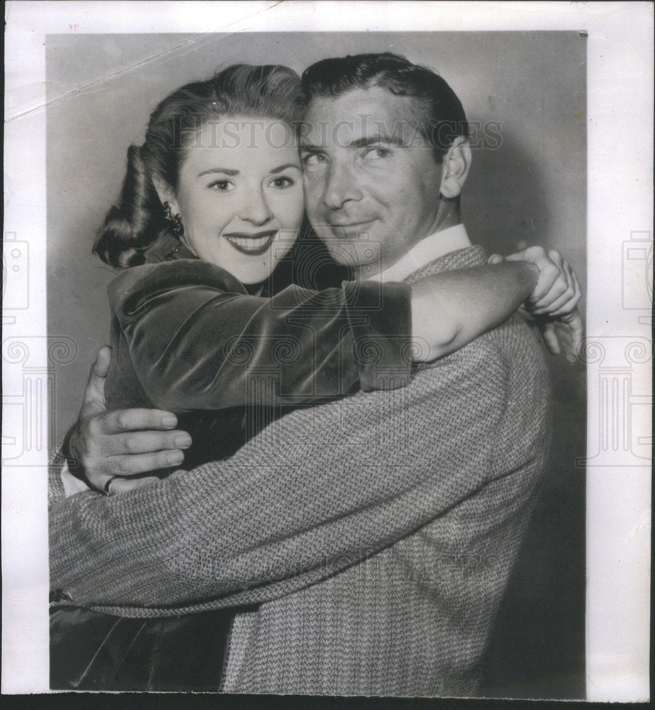 1954 Actress Mala Powers marries Monte Vanton Real Estate Broker - Historic Images