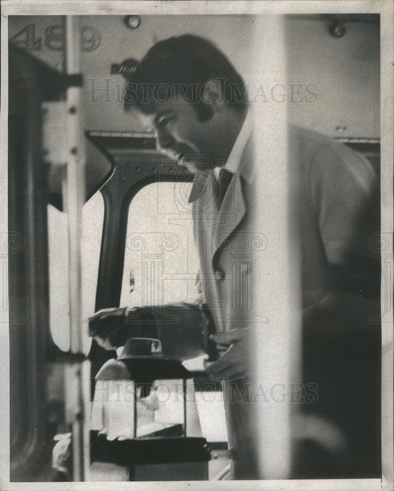 1969 Press Photo Chicago Reporter Journalist Ron Powers Writer Author Pulitzer - Historic Images