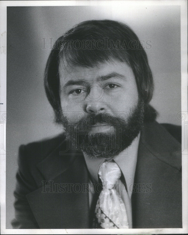 1975 Press Photo Ron Powers Sun Times - Historic Images