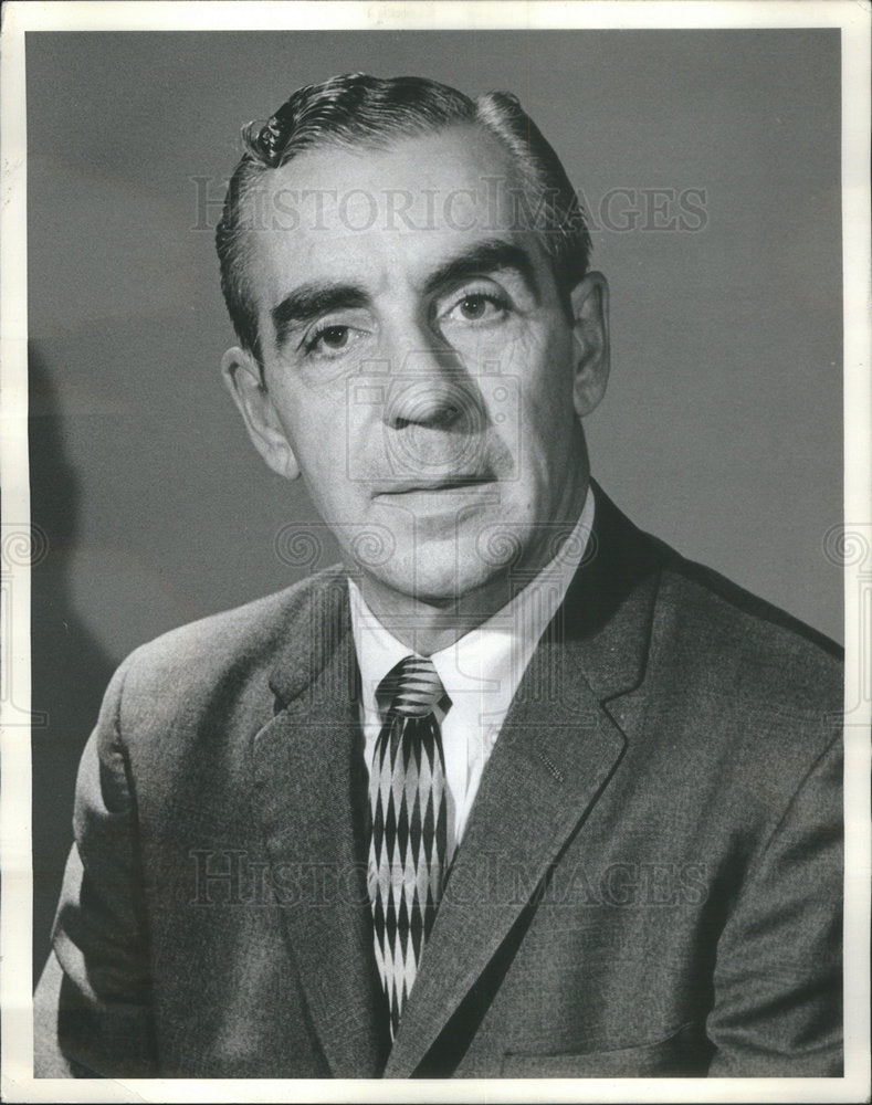 PRESS PHOTO PAUL MOLLOY TV CRITIC - Historic Images