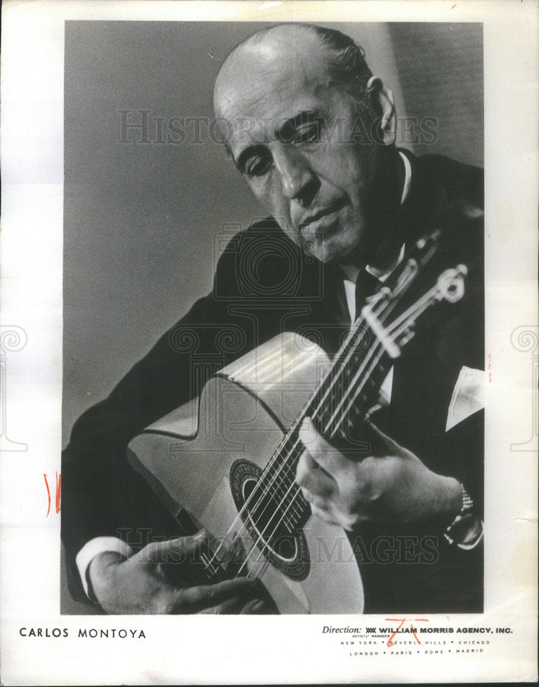 1963 CARLOS MONTOYA FLAMENCO GUITARIST - Historic Images