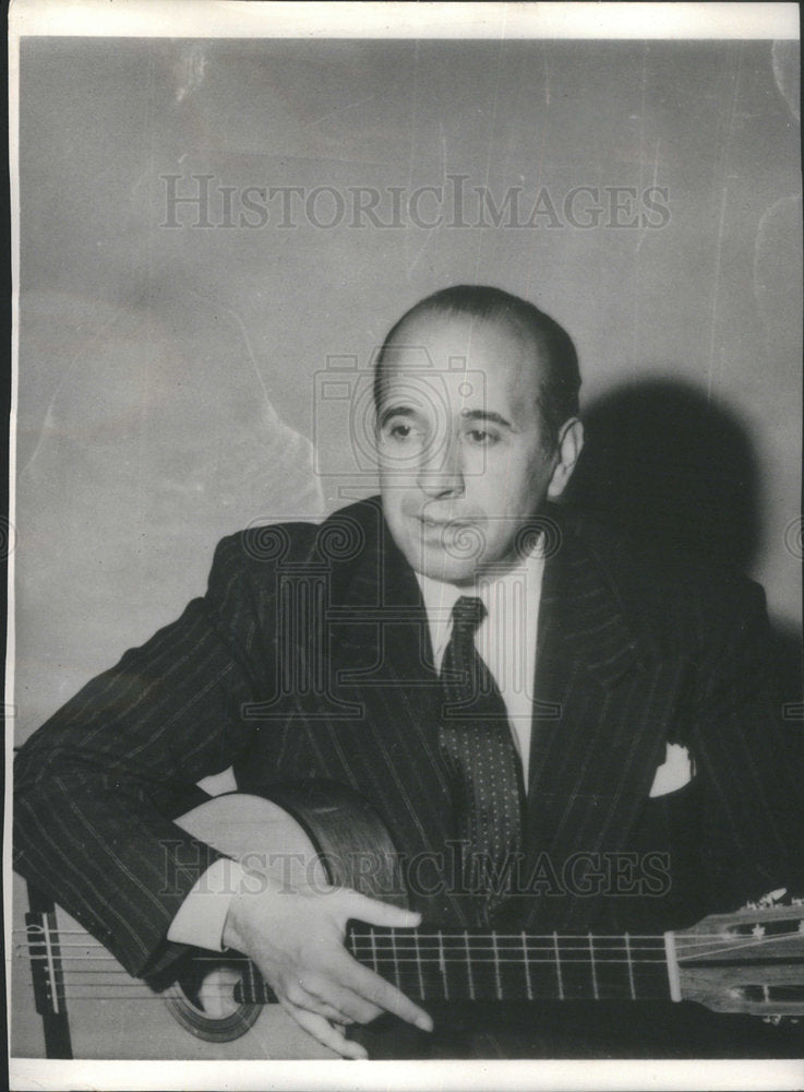 1957 Press Photo Carlos Montoya/Flamenco Guitarist/Musician/RCA Records - Historic Images