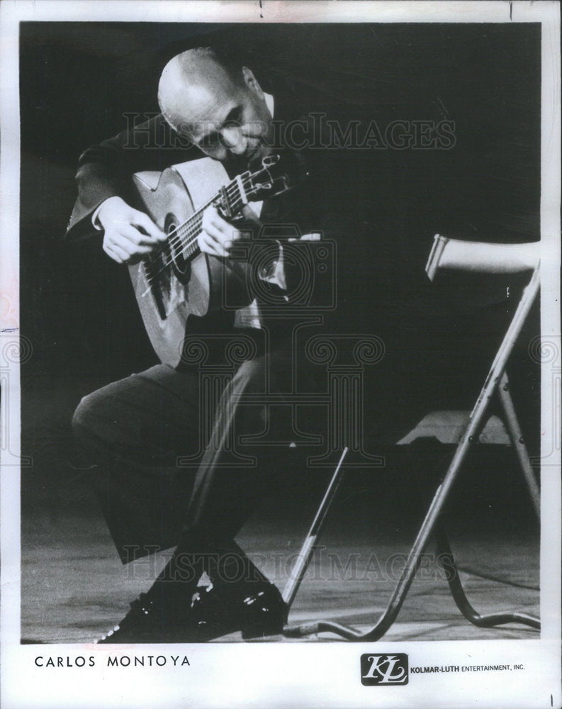 1972 Carlos Montoya Flamenco Guitarist Spanish Musician Style Guitar - Historic Images