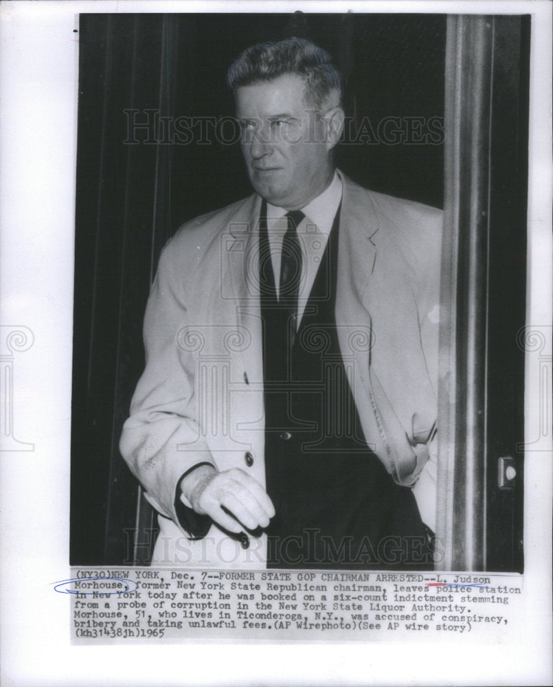 1965 Judoson Morhouse Chairman Leaves Police Station In New York - Historic Images