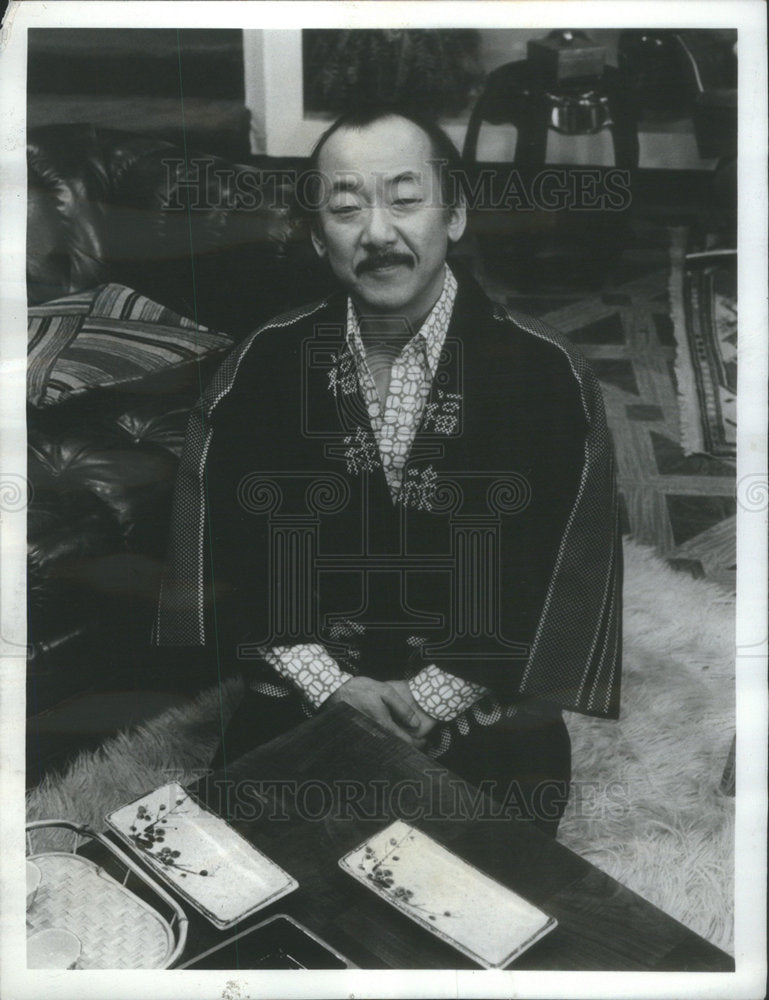 1977 Press Photo Veteran comedy actor Pat Morita stars in &quot; Mr. T and Tina&quot; - Historic Images