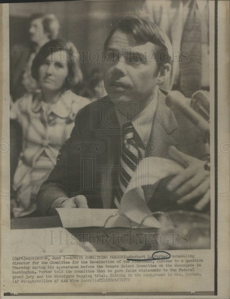 1973 Press Photo Scheduling director Herbert L.Porter - Historic Images