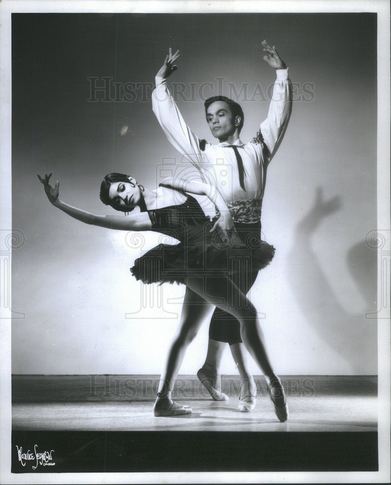1968 Press Photo Peggy Powell & Dom Oredjudos dancer of Illinois Ballet Company. - Historic Images