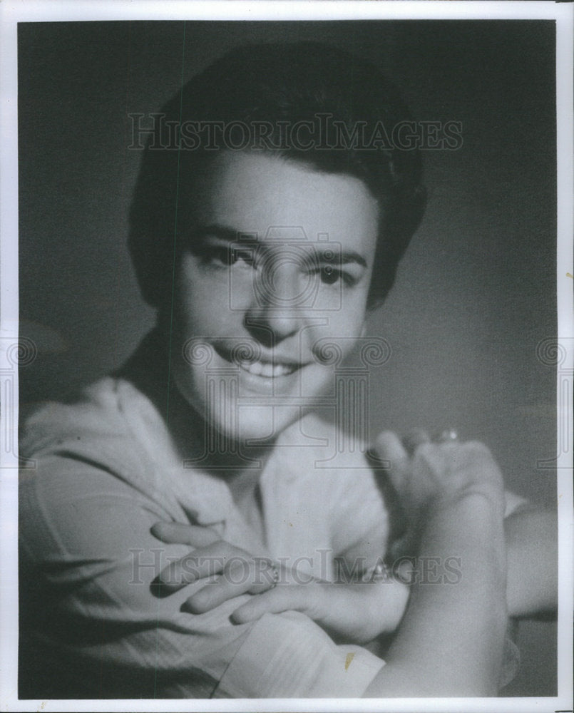 1974 Dr. Virginia E. Pomeranz American Pediatrician & Author - Historic Images