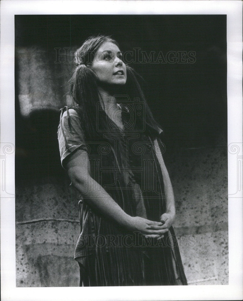 1970 Helen Pollack Sings Plaintive Frank Mills In Hair At Shubert - Historic Images