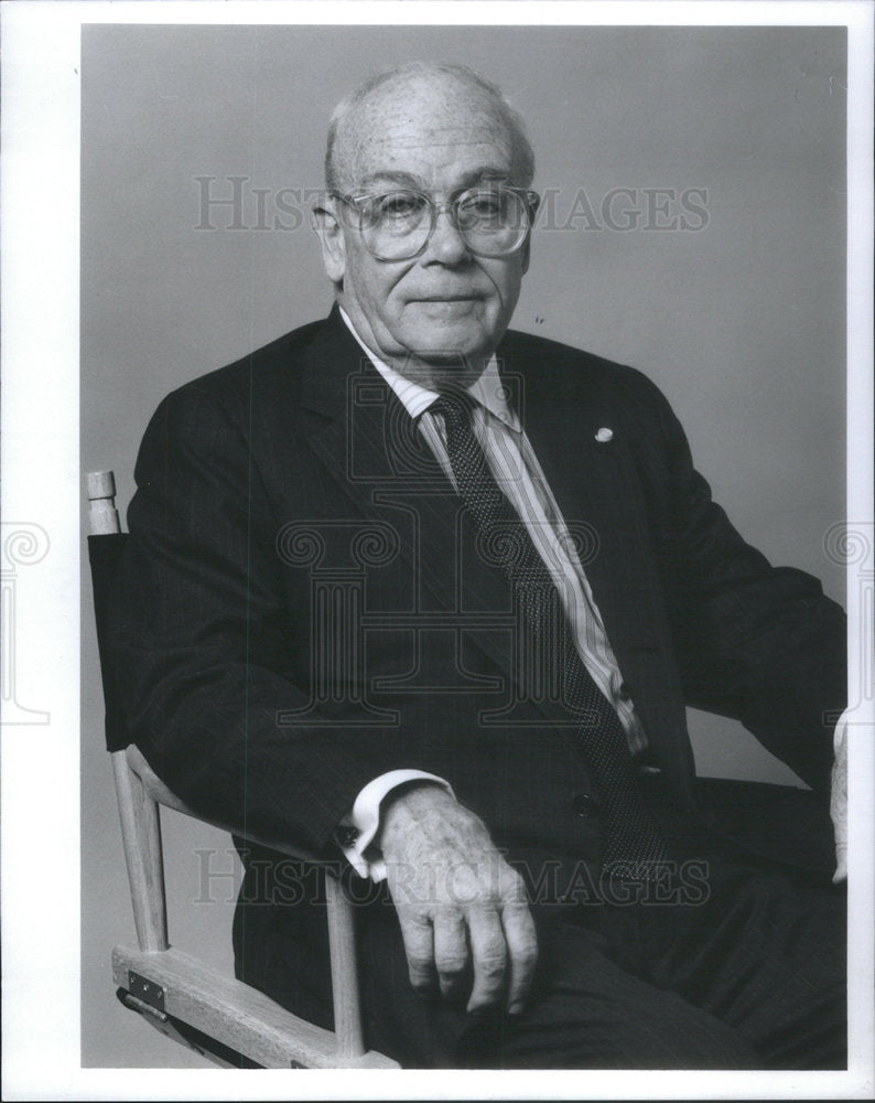 1972 Frank Gibney American Journalist Writer Author Chicago Illinois - Historic Images